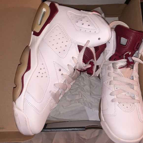 Jordan 6 - Picture 6 of 9